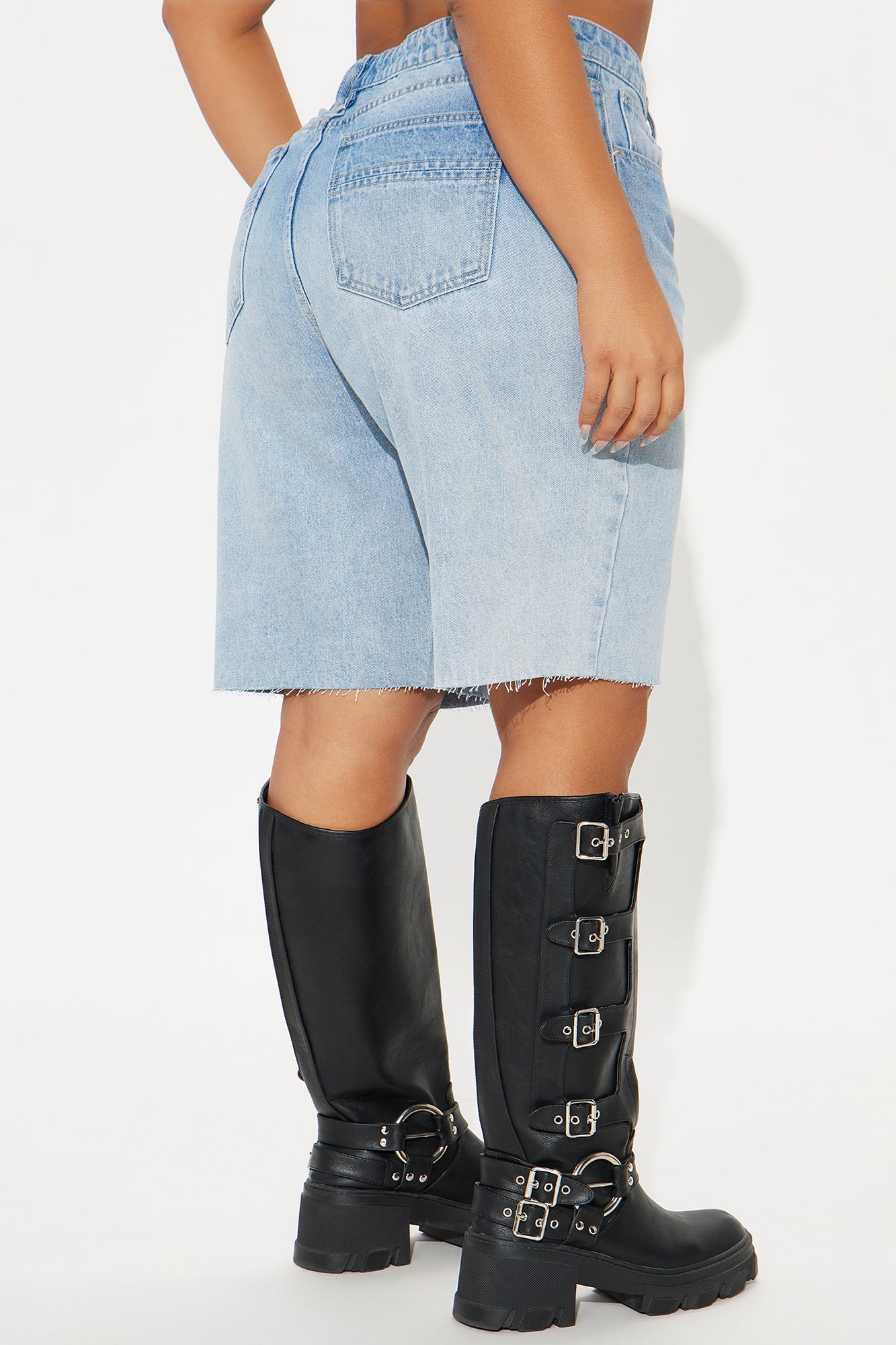 Coastal Classic Bermuda Denim Shorts - Light Wash
