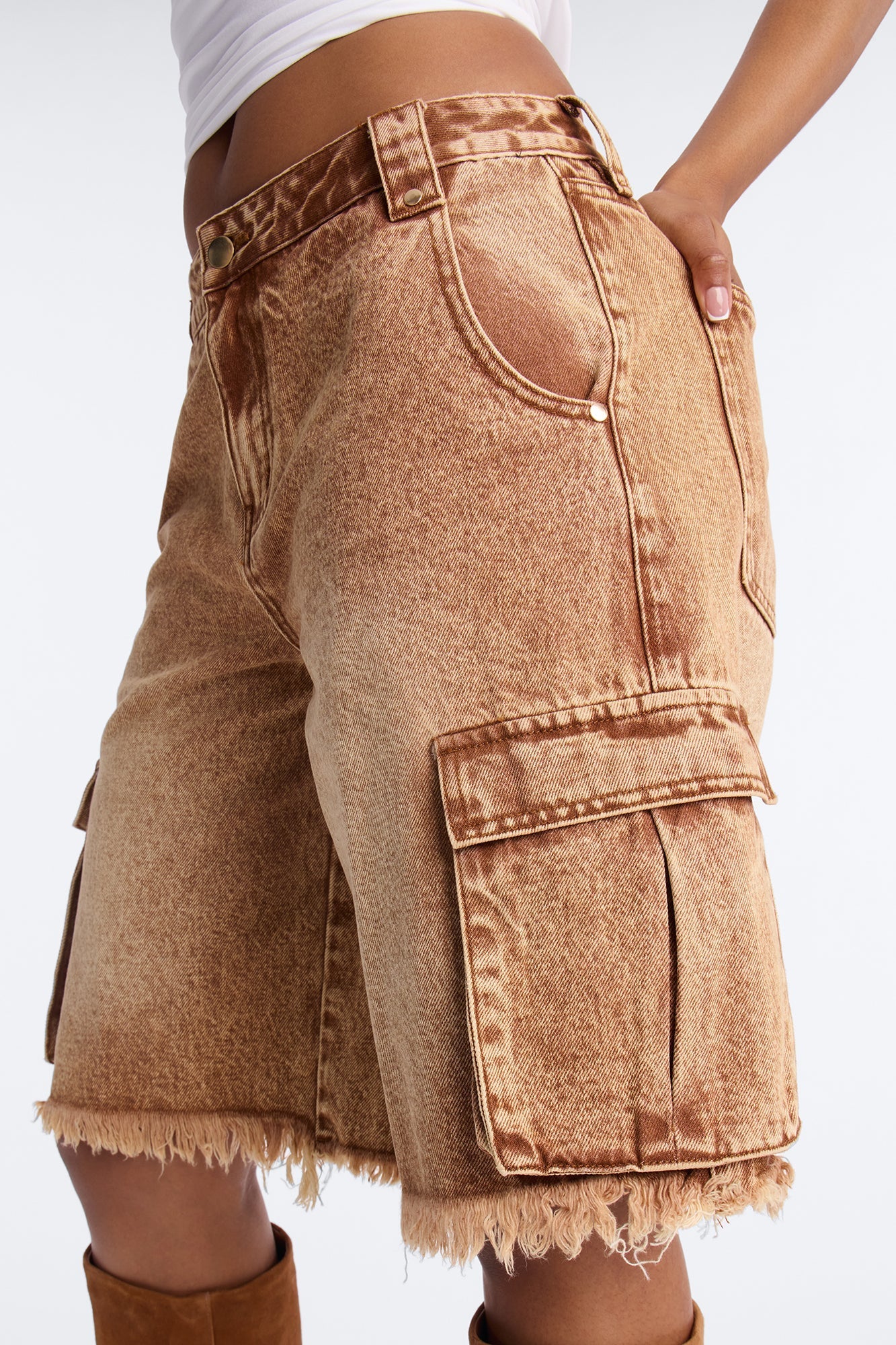 Austin Mid Rise Cargo Denim Jorts - Brown