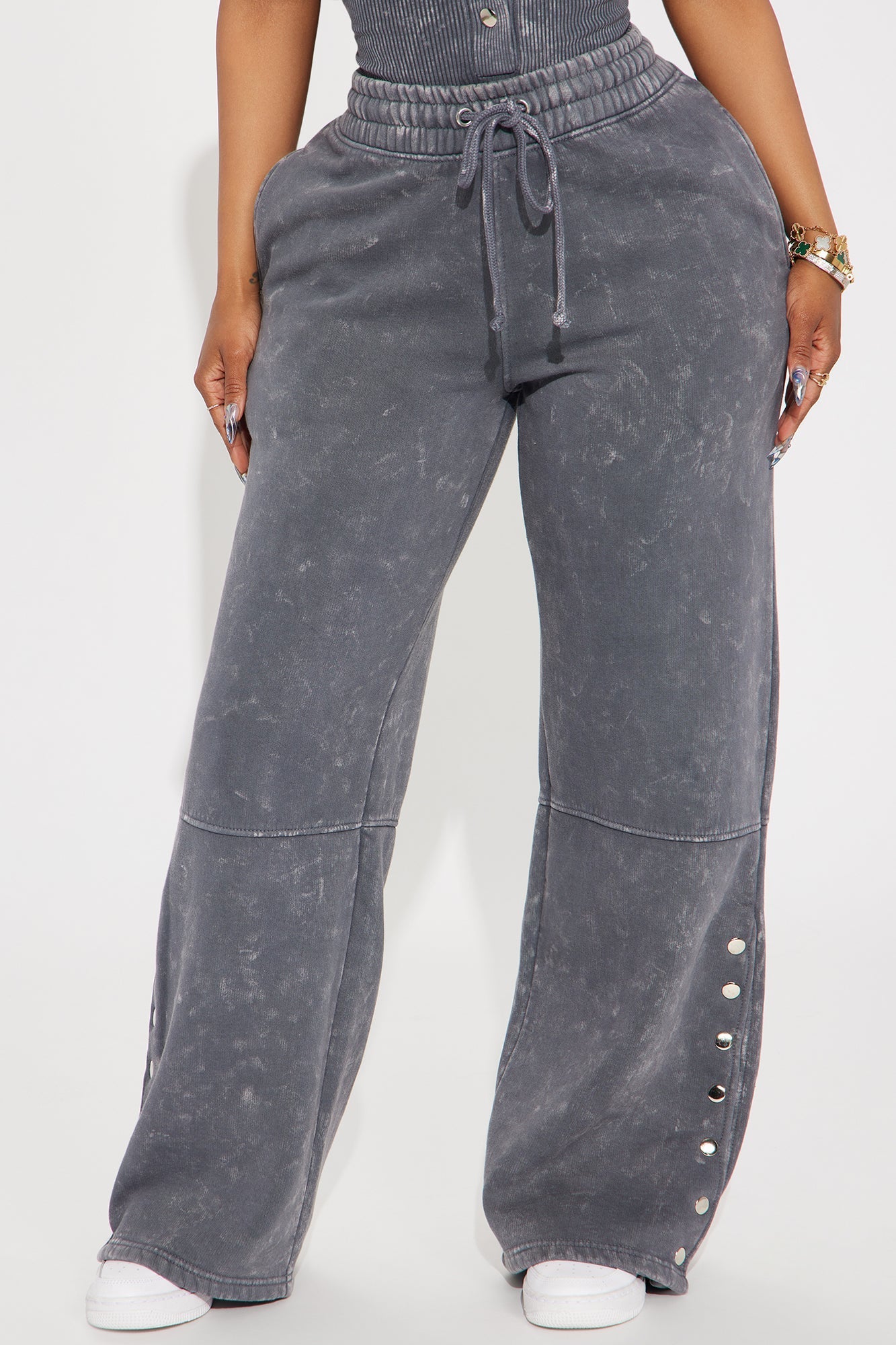 New York Washed Sweatpant - Charcoal