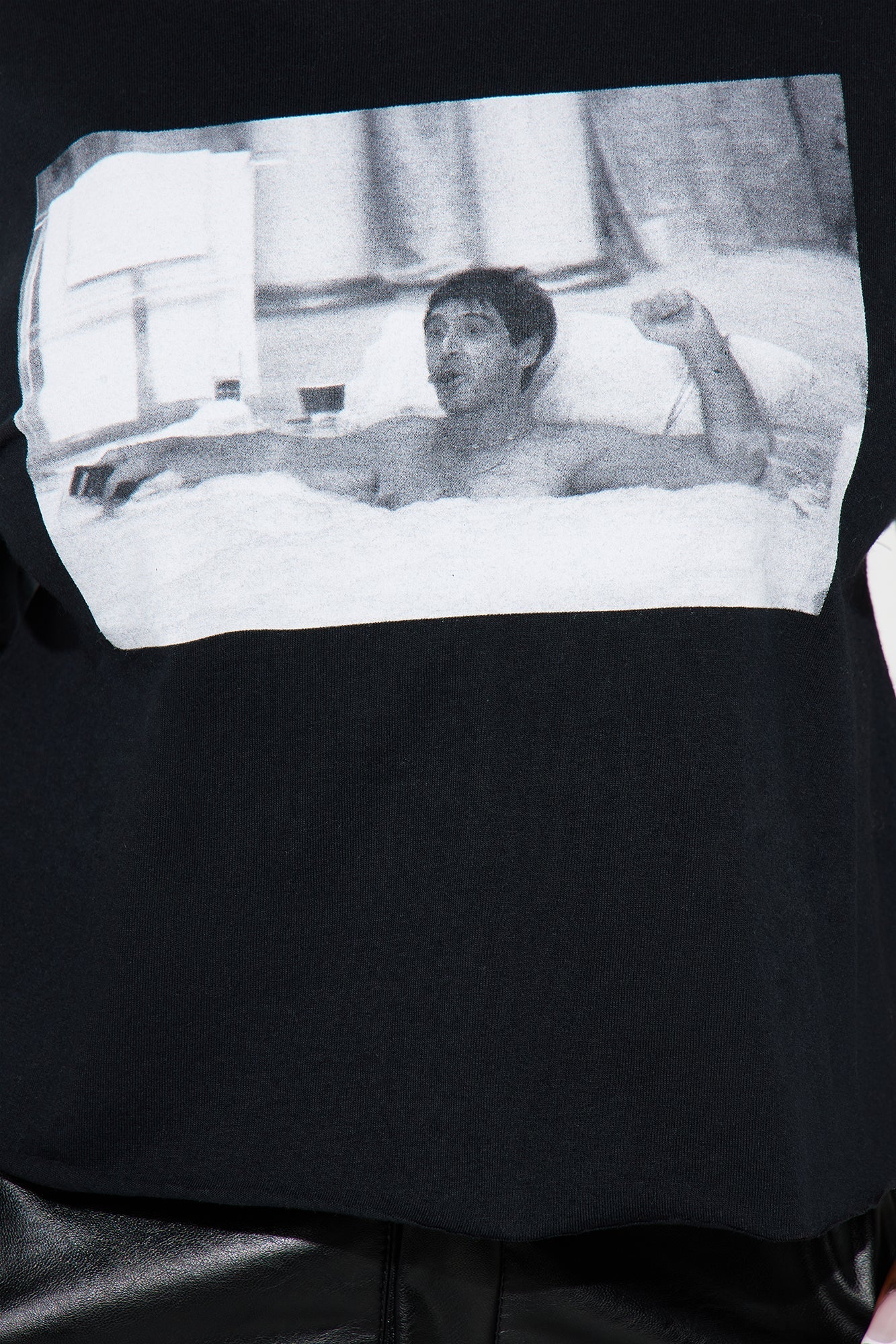 Scarface The World Is Ours Cropped Tee - Black